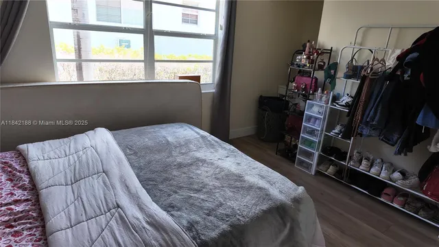 $250,000 | 1535 Meridian Avenue, Unit 6, Miami Beach, FL 33139