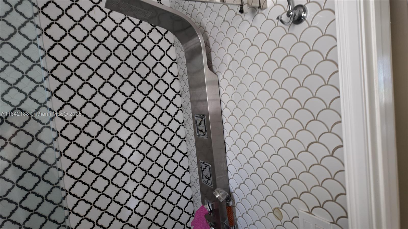 1535 Meridian Avenue, Unit 6 Miami Beach, FL 33139 - Photo 33 of 43