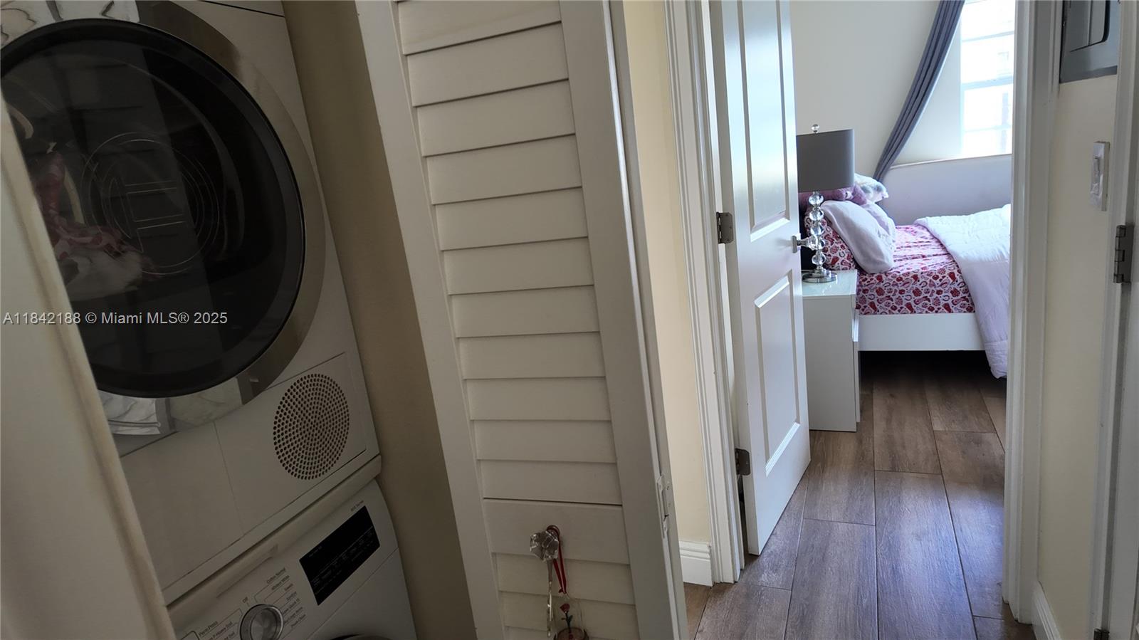 1535 Meridian Avenue, Unit 6 Miami Beach, FL 33139 - Photo 37 of 43