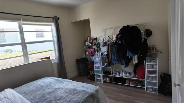 $250,000 | 1535 Meridian Avenue, Unit 6, Miami Beach, FL 33139