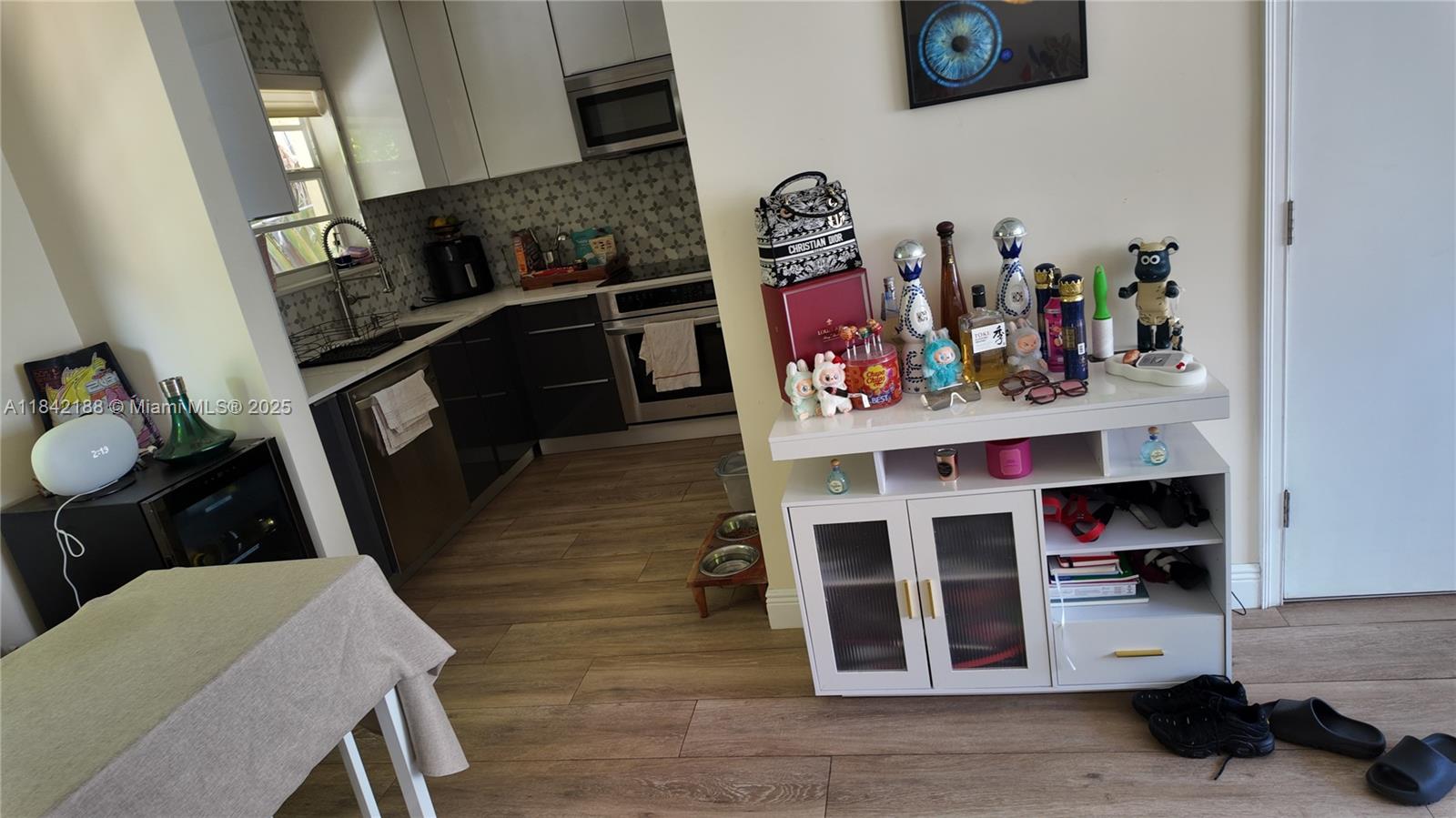 1535 Meridian Avenue, Unit 6 Miami Beach, FL 33139 - Photo 41 of 43