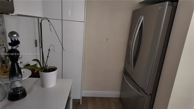 $250,000 | 1535 Meridian Avenue, Unit 6, Miami Beach, FL 33139