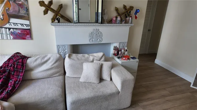 $250,000 | 1535 Meridian Avenue, Unit 6, Miami Beach, FL 33139