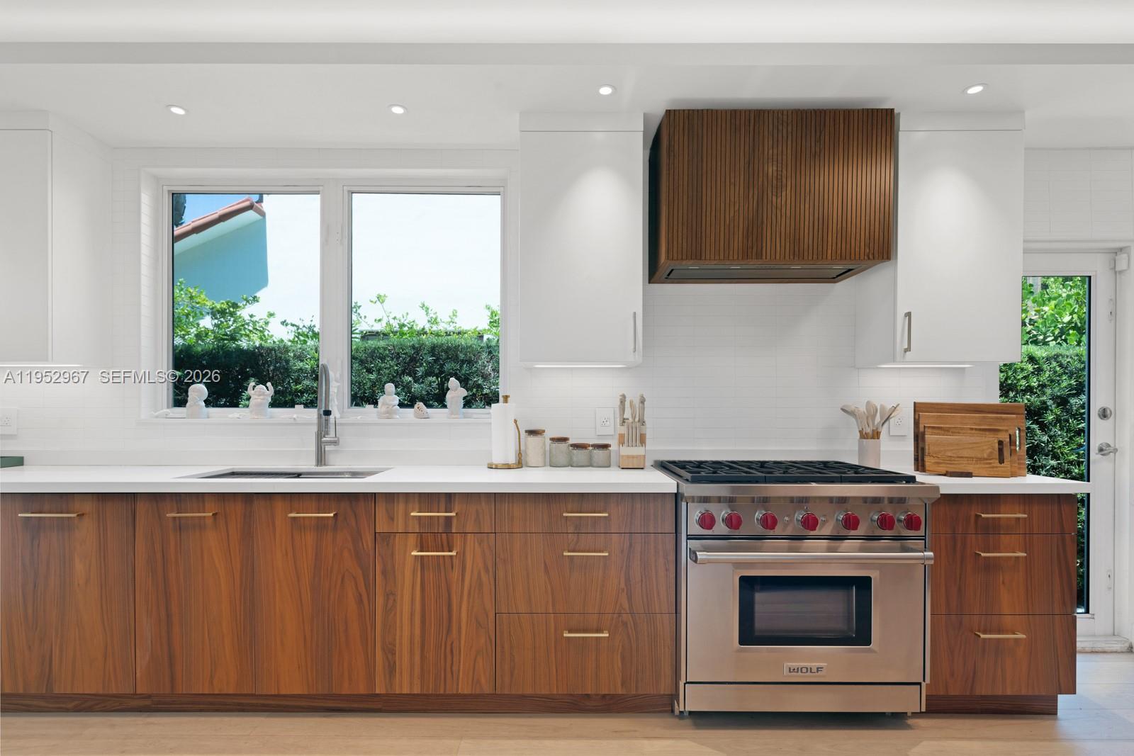 4580 Post Avenue Miami Beach, FL 33140 - Photo 11 of 46