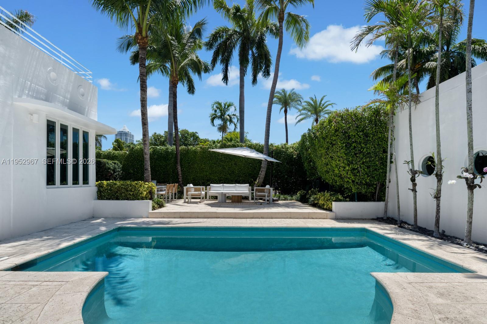 4580 Post Avenue Miami Beach, FL 33140 - Photo 15 of 46