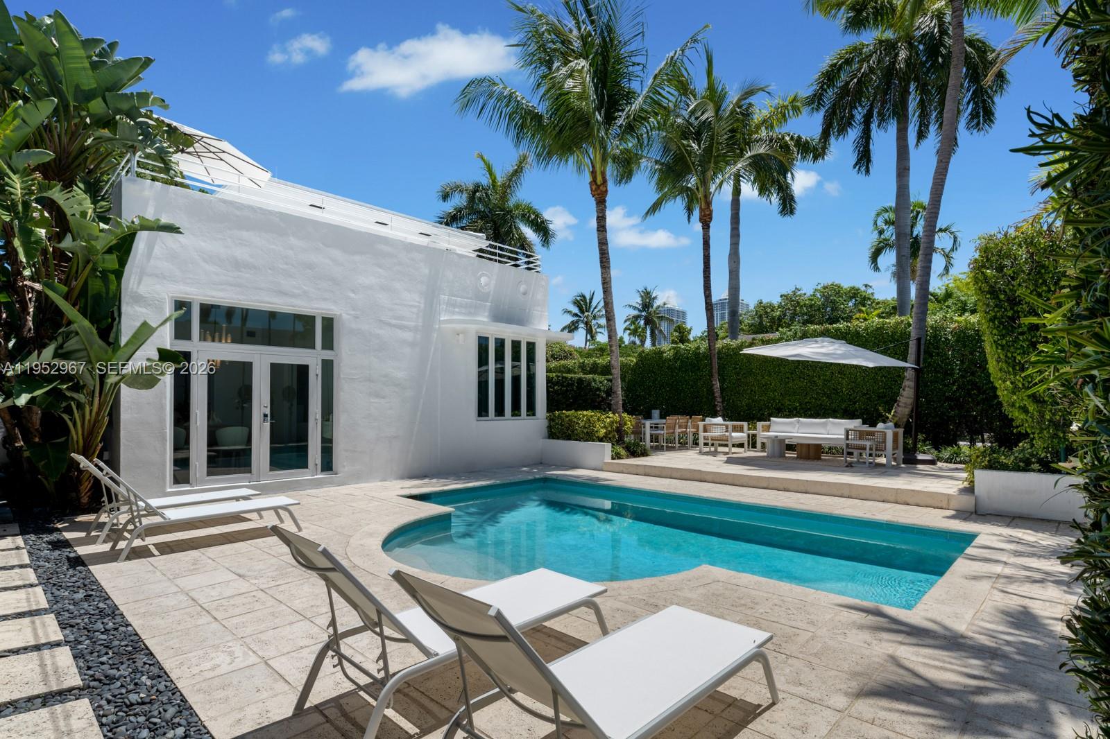 4580 Post Avenue Miami Beach, FL 33140 - Photo 17 of 46