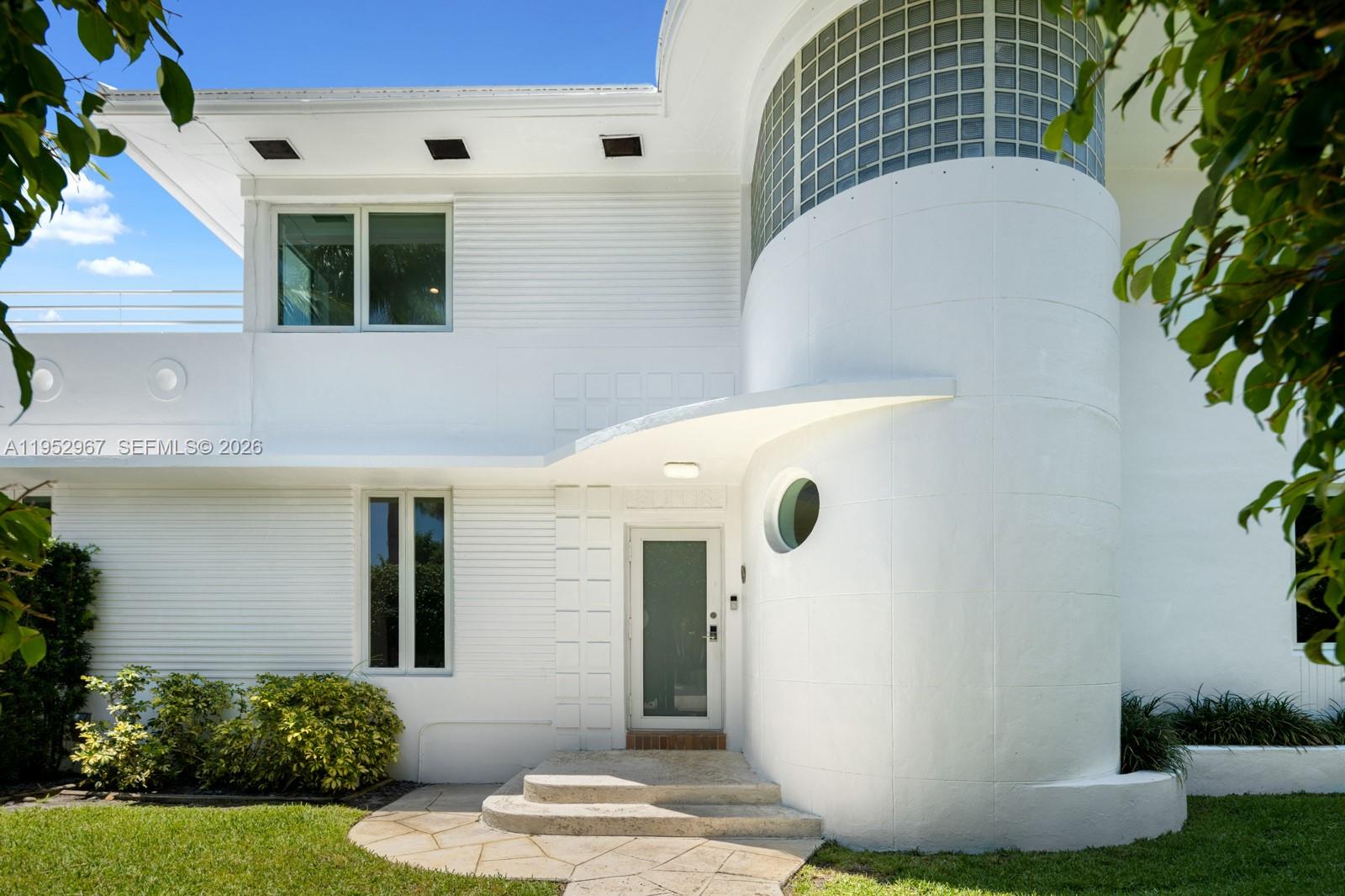 4580 Post Avenue Miami Beach, FL 33140 - Photo 2 of 46