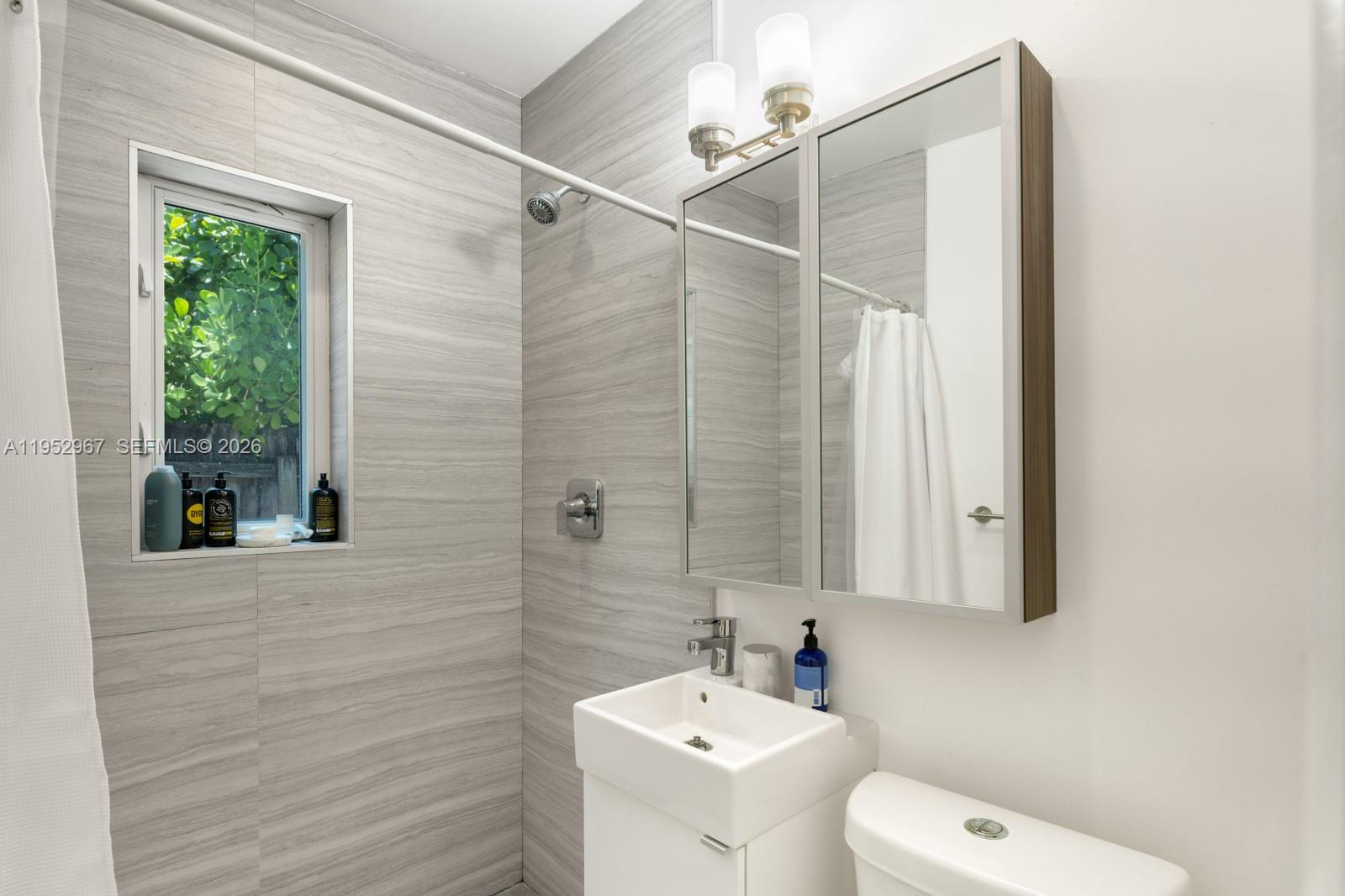 4580 Post Avenue Miami Beach, FL 33140 - Photo 29 of 46