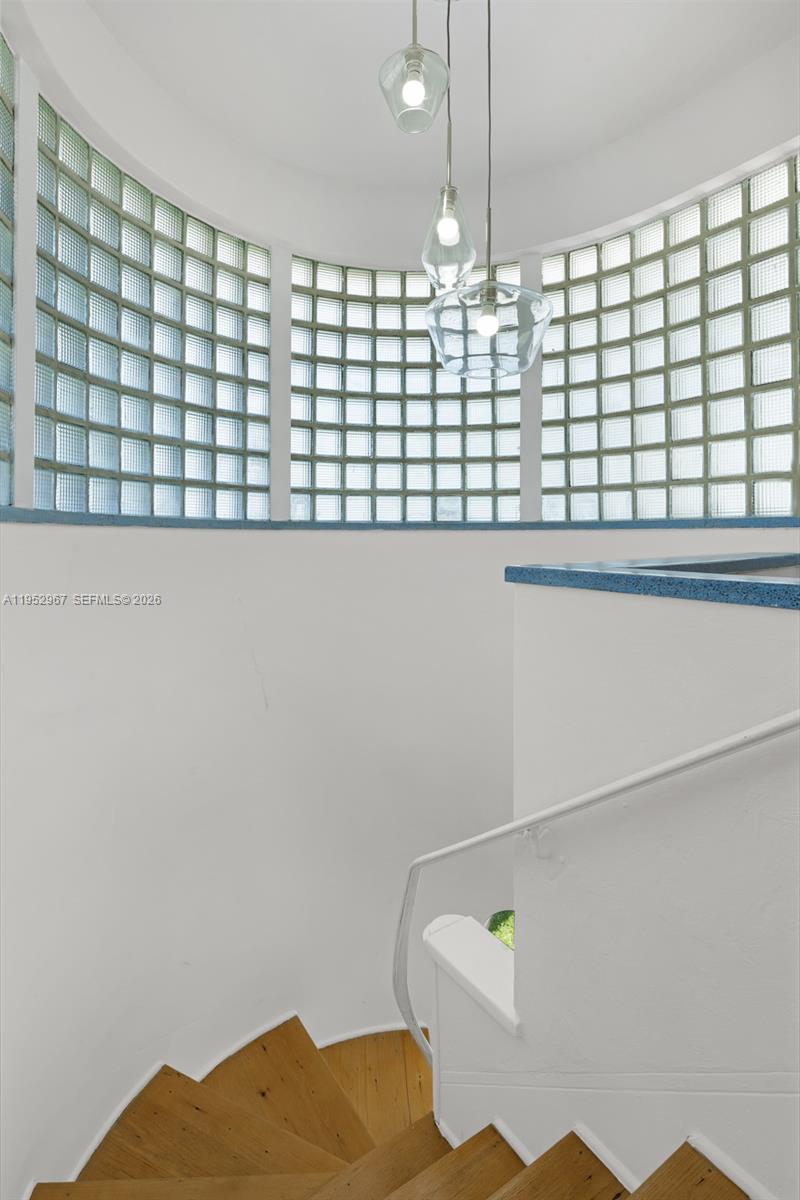 4580 Post Avenue Miami Beach, FL 33140 - Photo 33 of 46