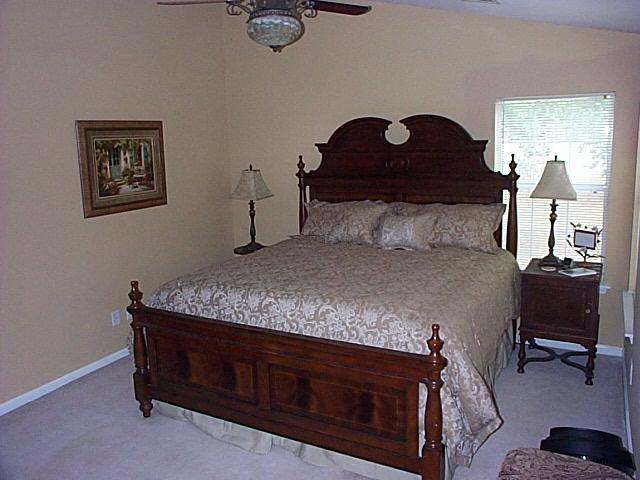 524 Pointe Of Oaks Road Summerville, SC 29485 - Photo 8 of 22 524 Point of Oaks 010