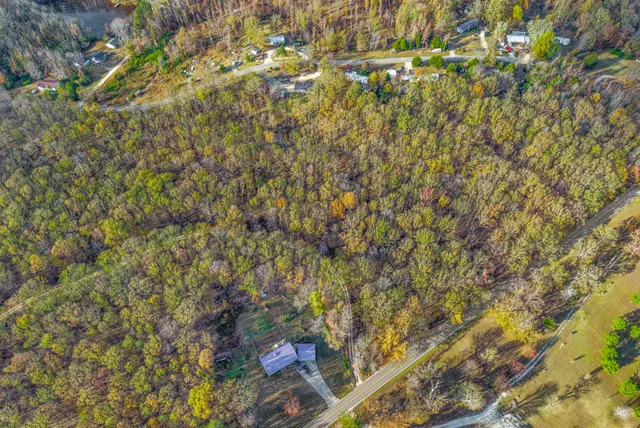 $299,900 | 197 Old Homestead Road, Big Sandy, TN 38221