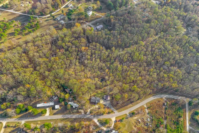 $299,900 | 197 Old Homestead Road, Big Sandy, TN 38221