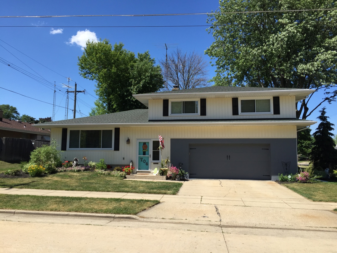 704 79th Street Kenosha, WI 53143 - Photo 1 of 1 Photo V