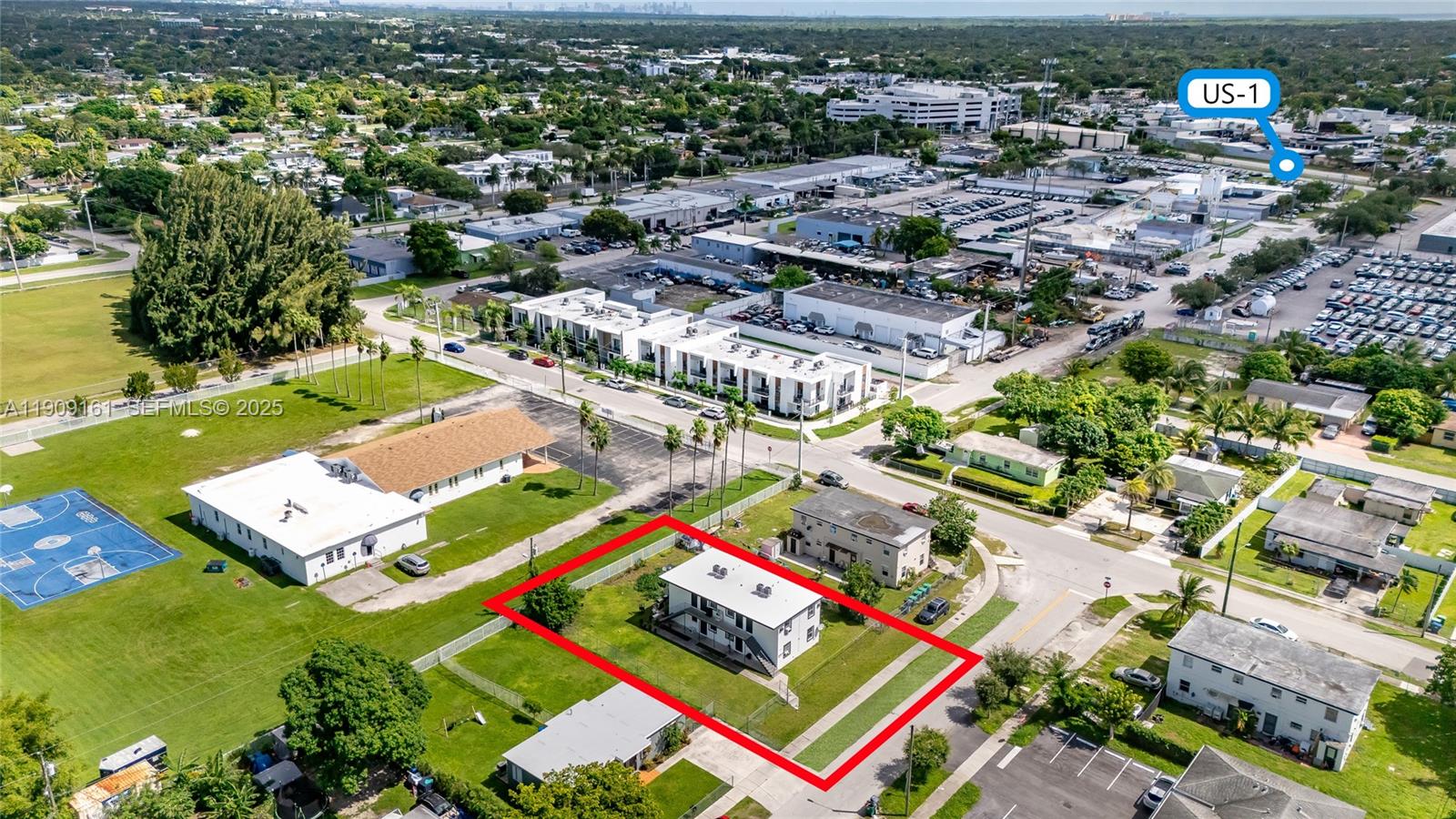 10015 Southwest 170th Terrace Miami, FL 33157 - Photo 14 of 14 an aerial view of residential houses with outdoor space