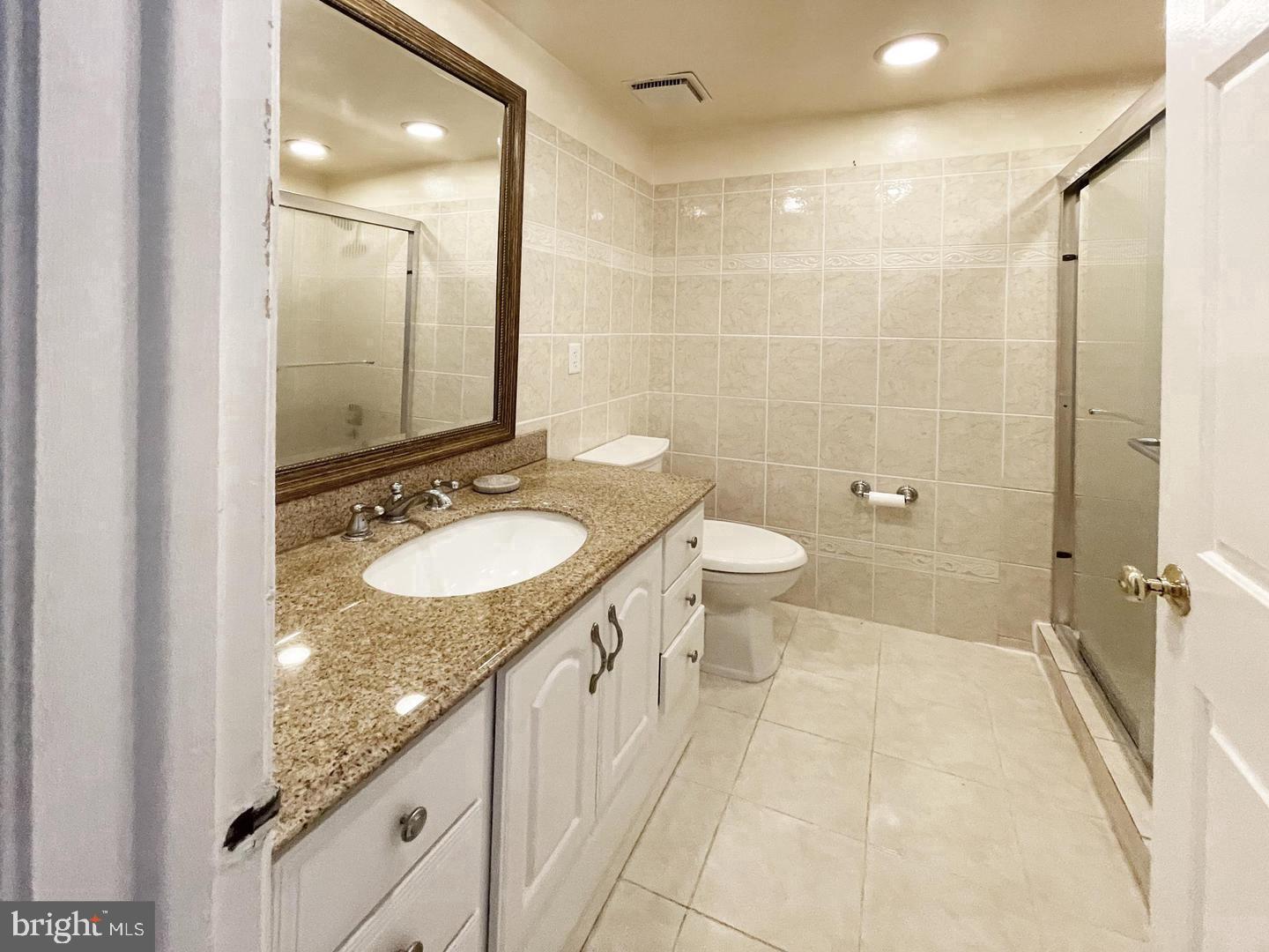 1115 Riva Ridge Drive Great Falls, VA 22066 - Photo 6 of 9
