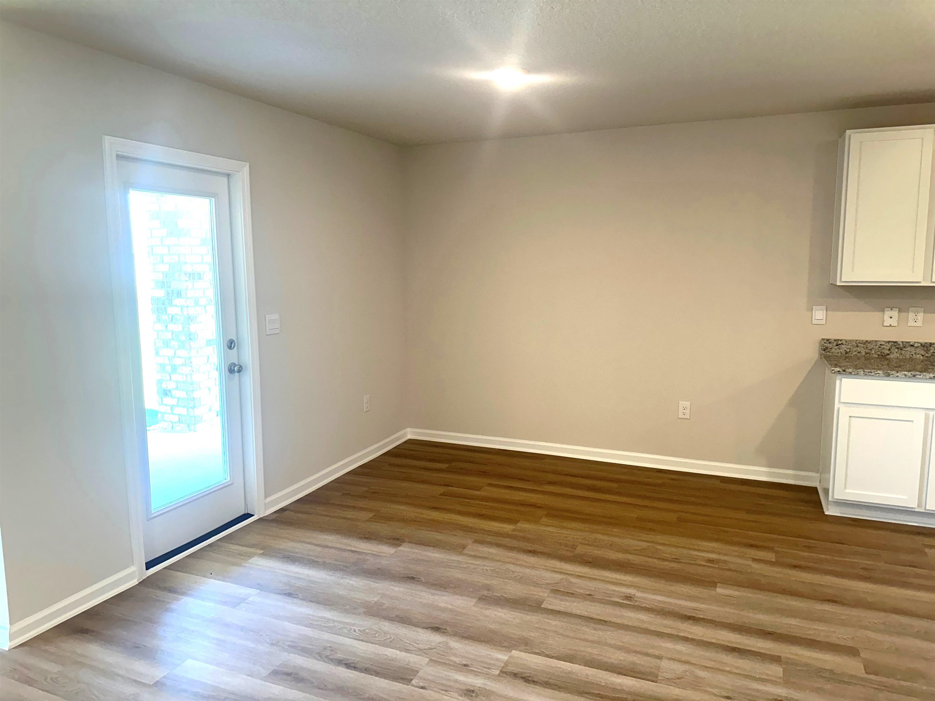 1234 Hayward Loop Foley, AL 36535 - Photo 6 of 31 Dining Area