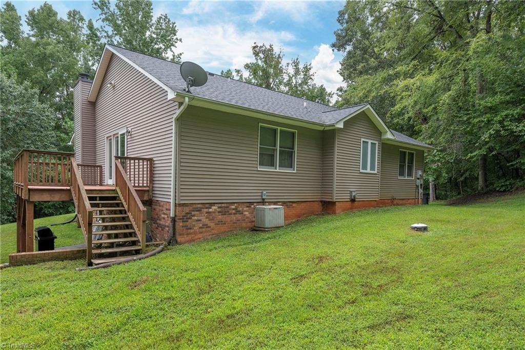 2408 Milling Road Mocksville, NC 27028 - Photo 4 of 36