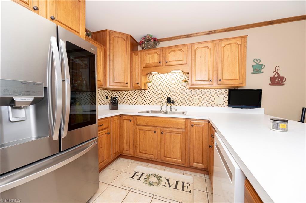 2408 Milling Road Mocksville, NC 27028 - Photo 9 of 36