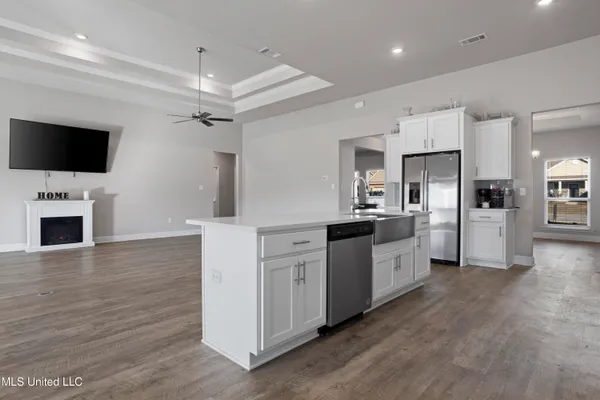 $398,000 | 144 Saltmeadow Circle, Ocean Springs, MS 39564