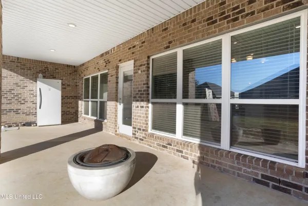 $398,000 | 144 Saltmeadow Circle, Ocean Springs, MS 39564