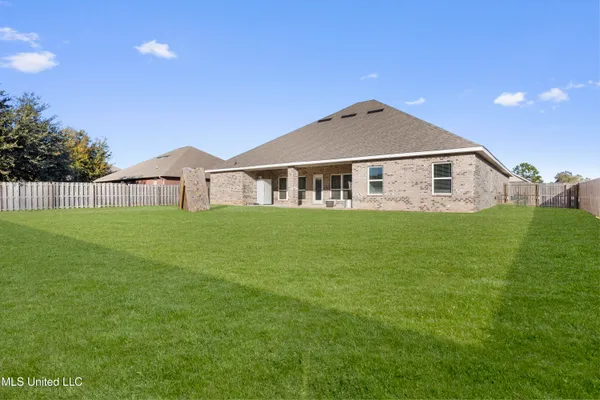 $398,000 | 144 Saltmeadow Circle, Ocean Springs, MS 39564