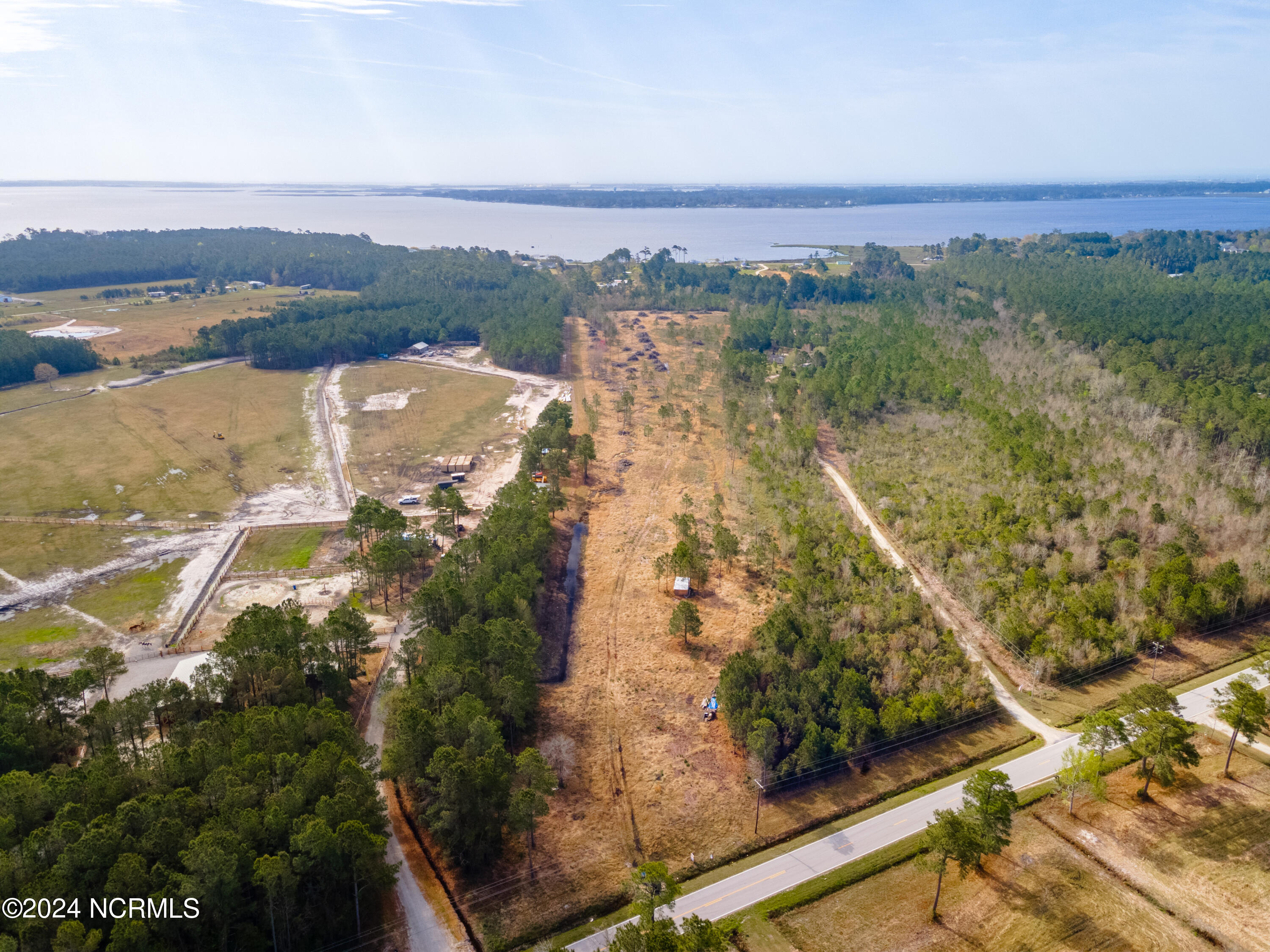 686 Old Winberry Road Newport, NC 28570 - Photo 13 of 28 Drone-8