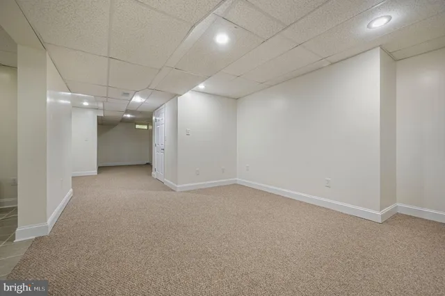 an empty room with a empty space