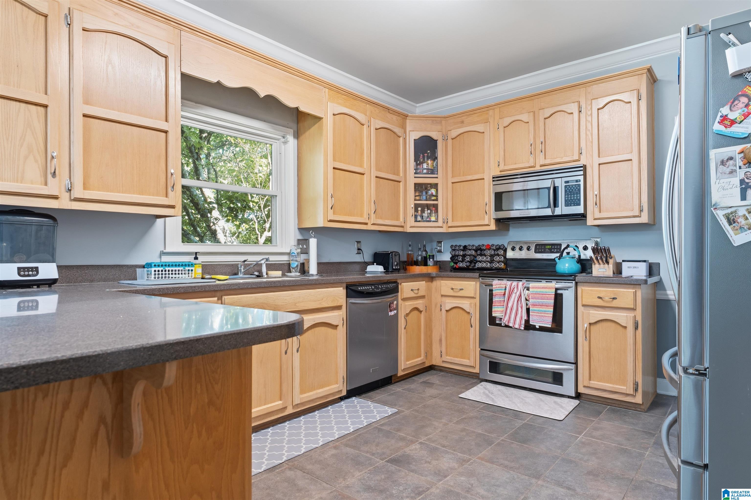 3918 Spring Valley Road Birmingham, AL 35223 - Photo 17 of 61 Gallery Image 17