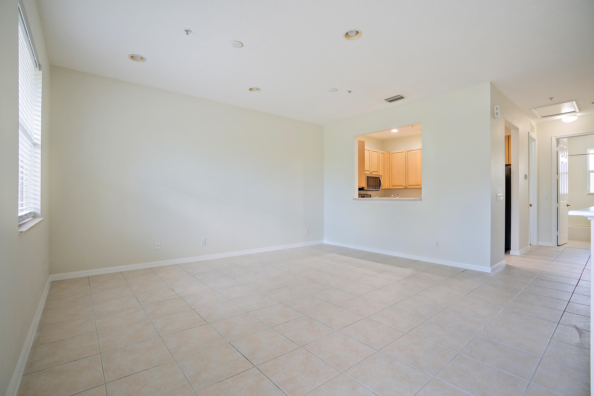 4184 Stadium Drive Jupiter, FL 33458 - Photo 10 of 19 Great Room