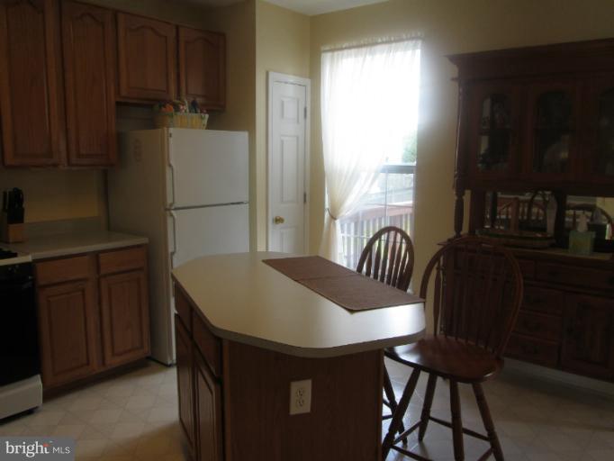 5212 Red Hill Way Rosedale, MD 21237 - Photo 9 of 13 Kitchen