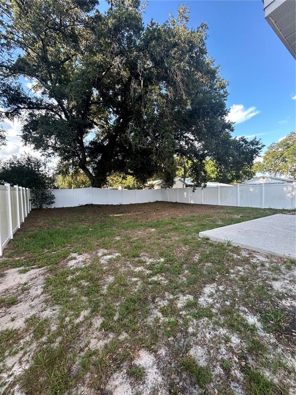 702 Lemon Street Dundee, FL 33838 - Photo 4 of 14