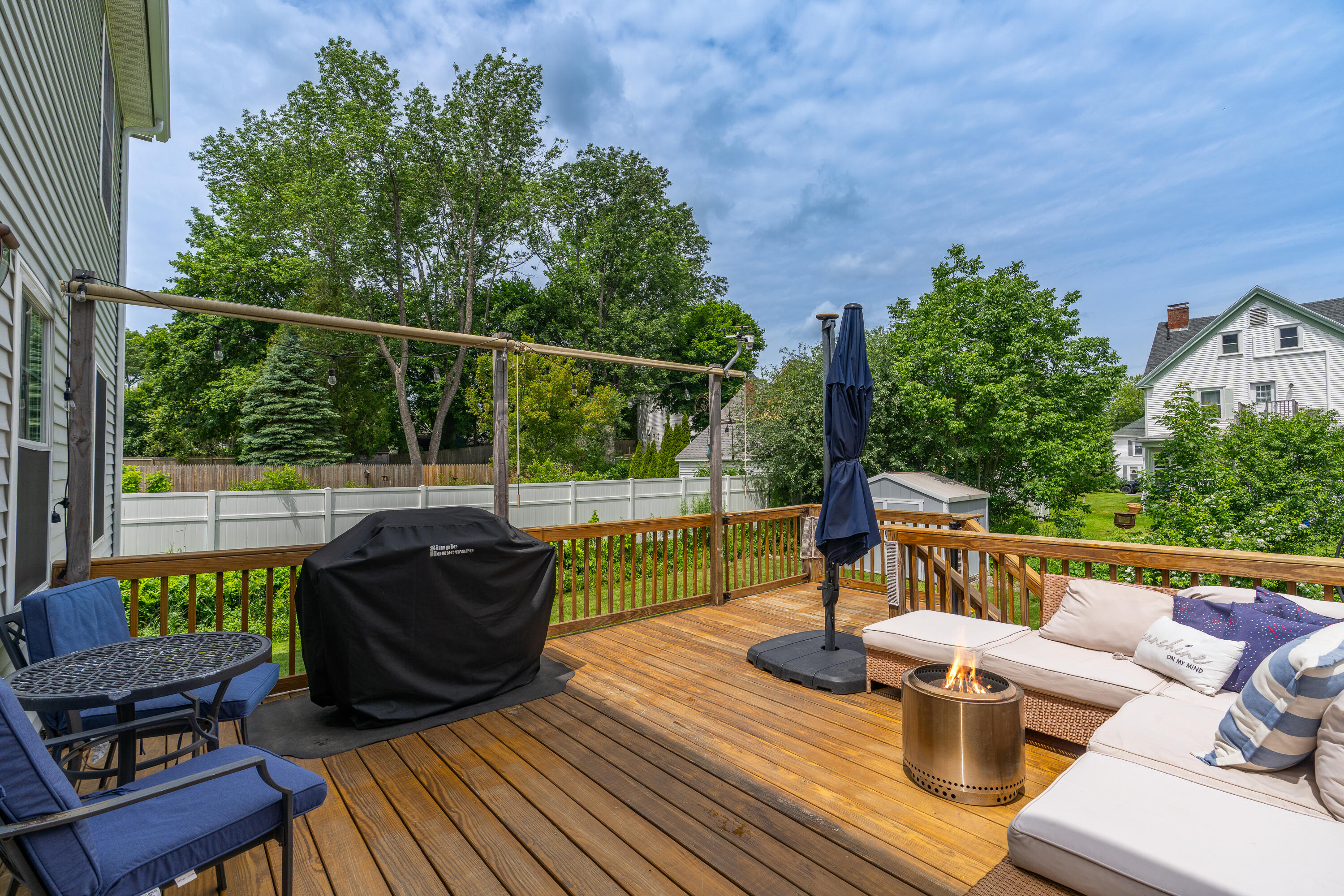 211 Oak Street Bath, ME 04530 - Photo 4 of 102 211 Oak Street Bath 010
