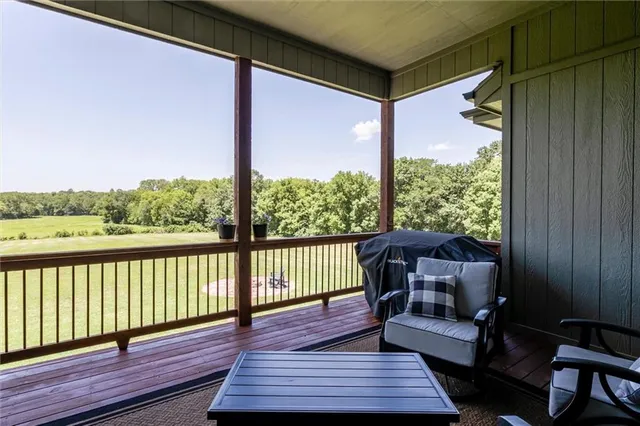 $1,095,000 | 14290 Cattle Ranch Drive, Smithville, MO 64089