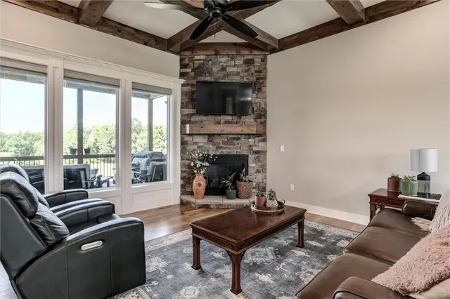 $1,095,000 | 14290 Cattle Ranch Drive, Smithville, MO 64089