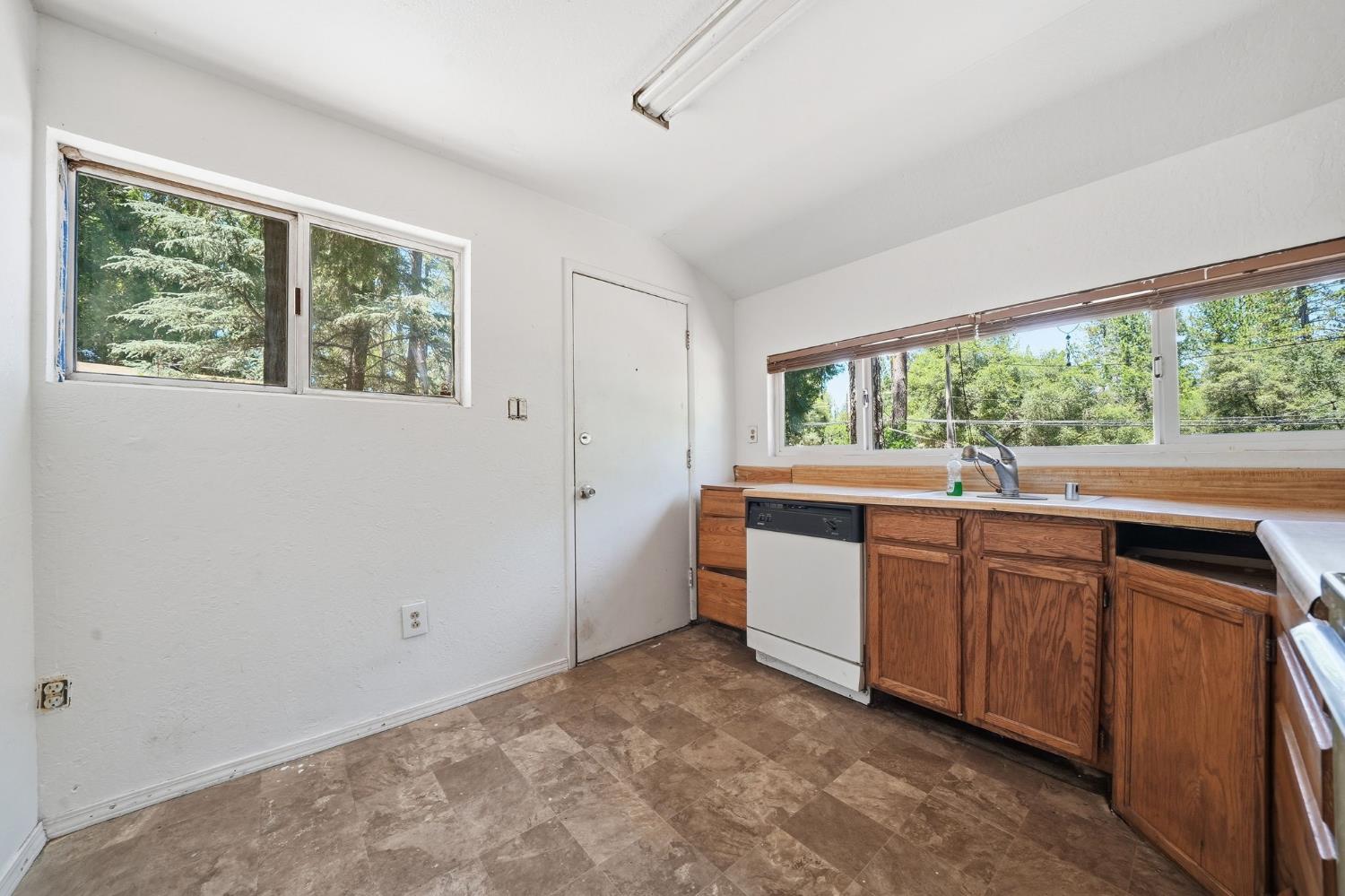 14876 Shenandoah Road River Pines, CA 95675 - Photo 16 of 37