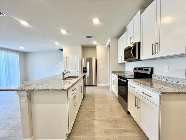 $2,195 | 32441 Limitless Place, Wesley Chapel, FL 33545