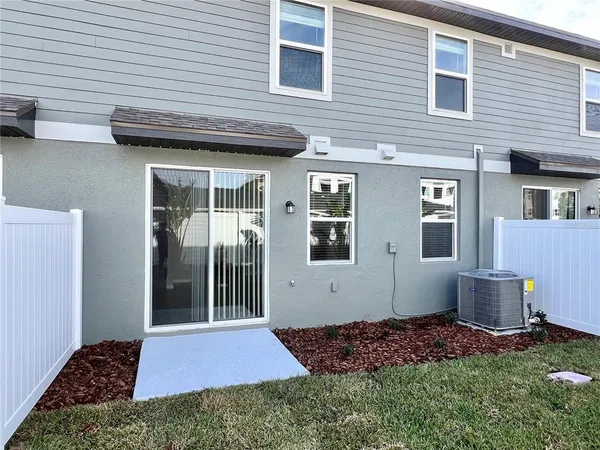 $2,195 | 32441 Limitless Place, Wesley Chapel, FL 33545
