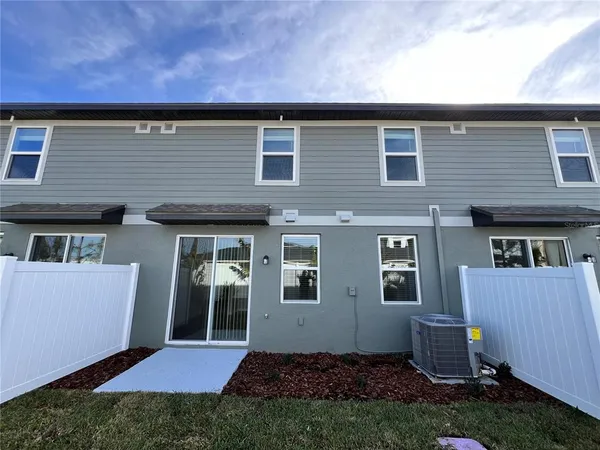 $2,195 | 32441 Limitless Place, Wesley Chapel, FL 33545