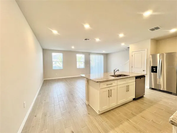 $2,195 | 32441 Limitless Place, Wesley Chapel, FL 33545