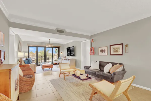 $489,000 | 901 Seafarer Circle, Unit 403, Jupiter, FL 33477