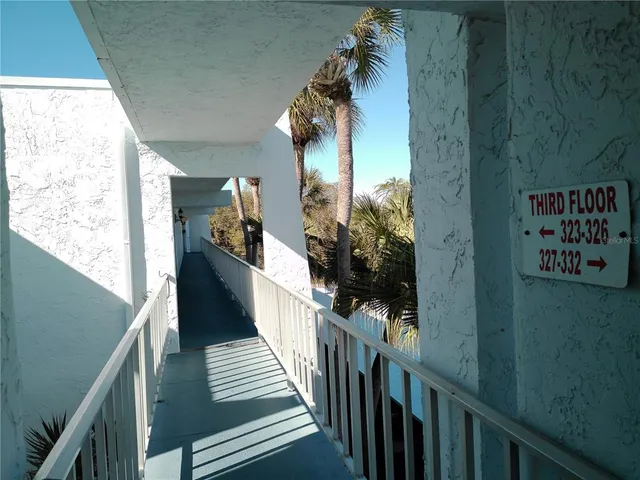 $357,000 | 225 Country Club Drive, Unit C326, Largo, FL 33771