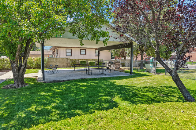 888 600 West, Unit 40 Provo, UT 84604 - Photo 17 of 19 Covered outdoor patio space featuring a concrete slab and built-in barbecue area