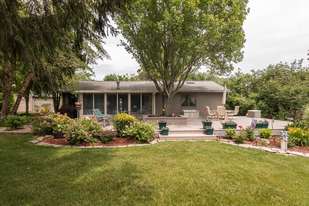 46699 Prospect Drive Decatur, MI 49045 - Photo 5 of 42 Front