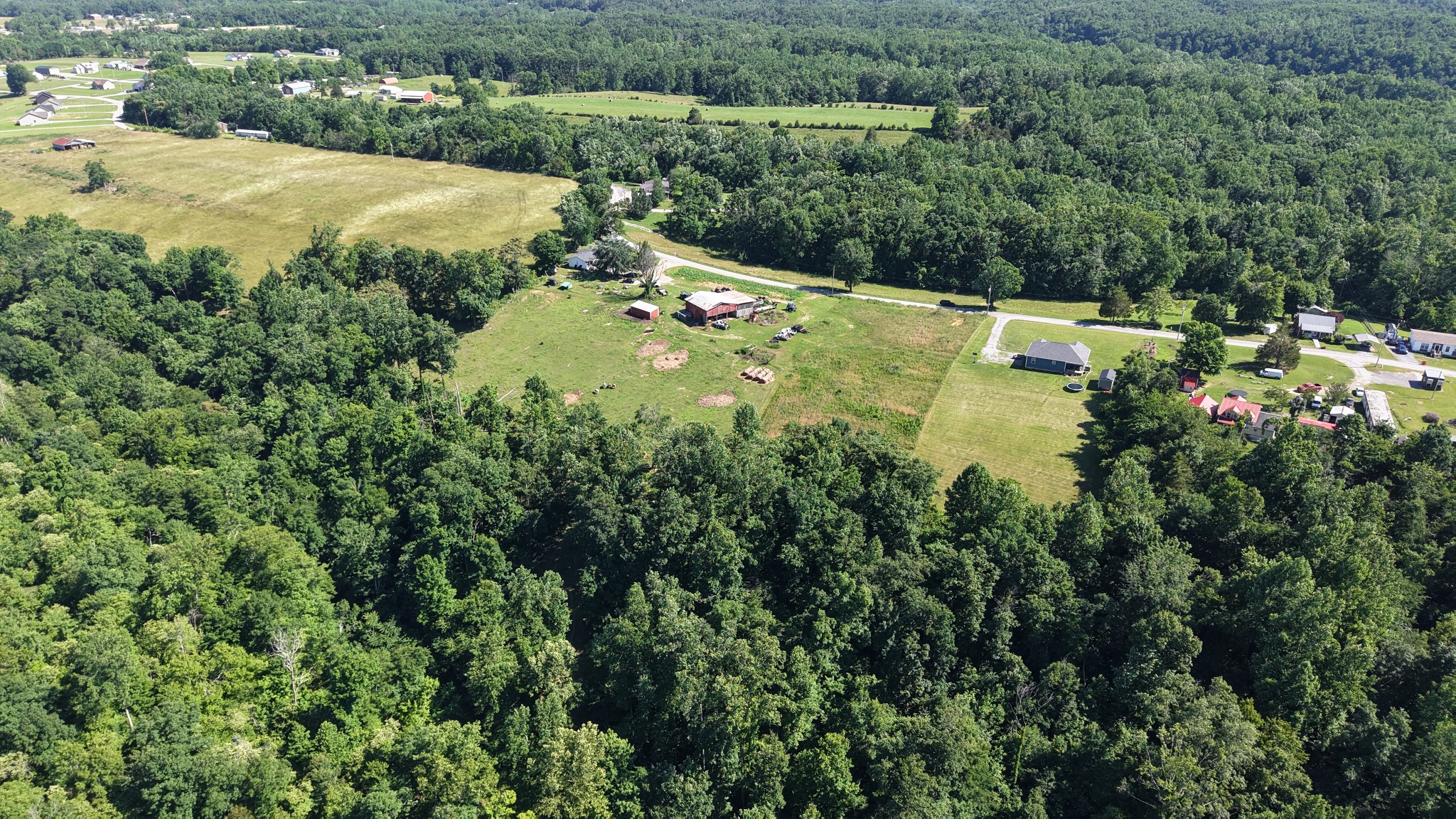 2 Hawkins Road Westmoreland, TN 37186 - Photo 10 of 13