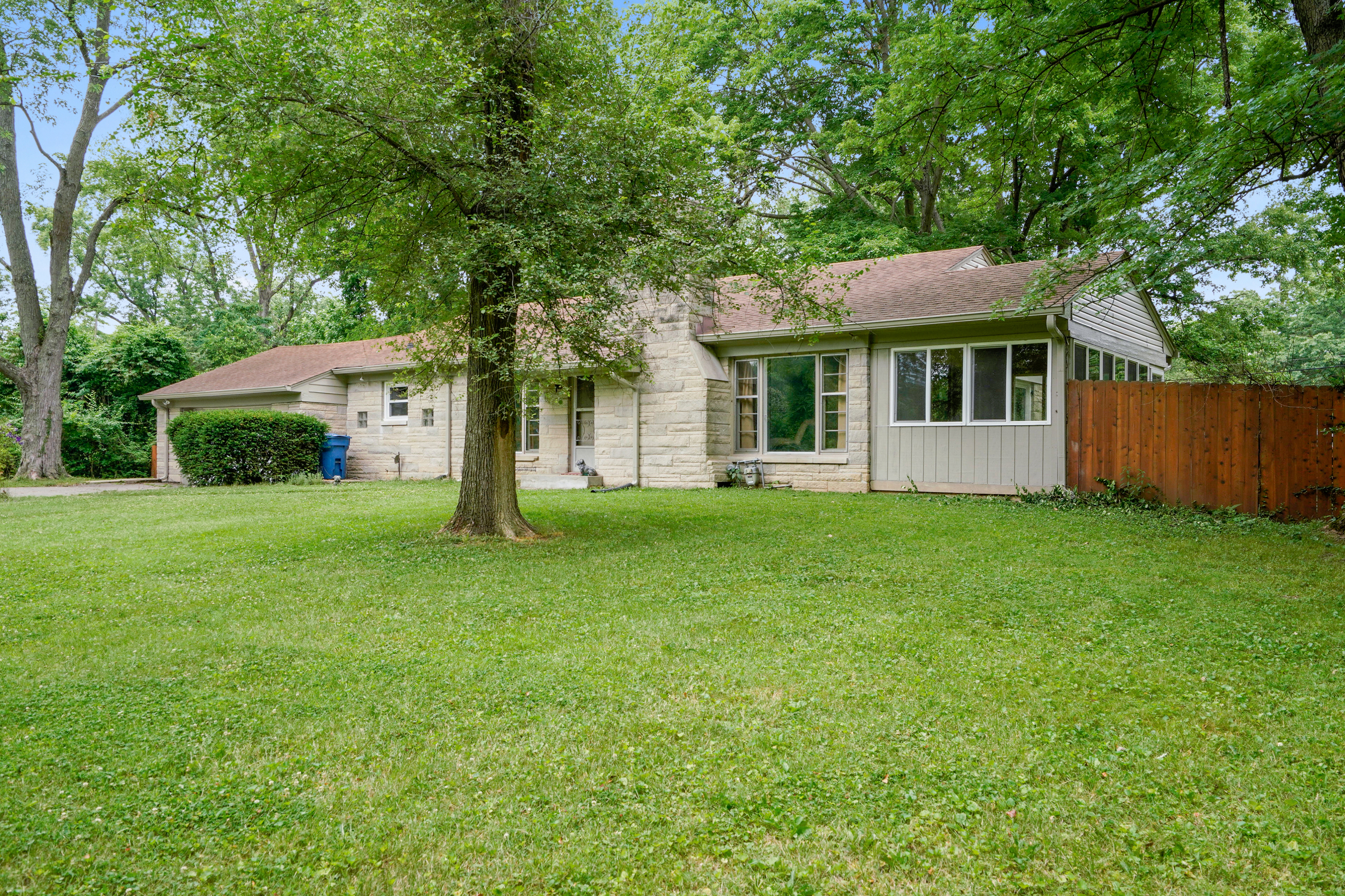 6751 Allisonville Road Indianapolis, IN 46220 - Photo 3 of 25 Gallery Image 3