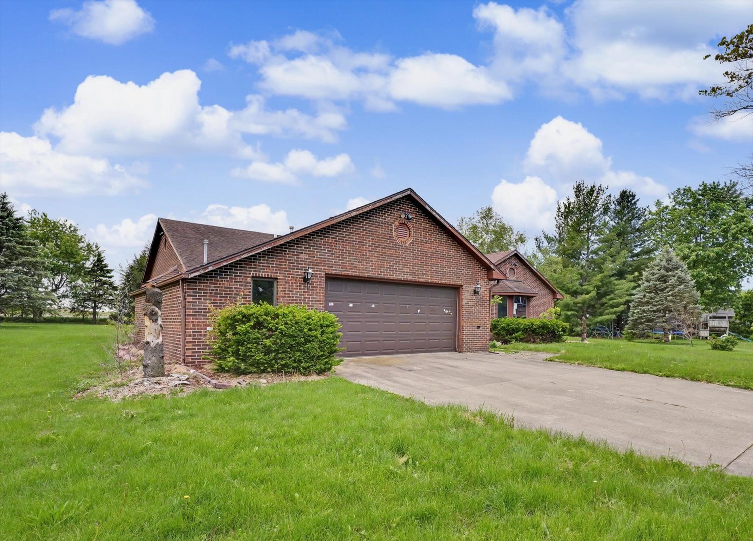 153 Lake Road Seymour, IL 61875 - Photo 6 of 37