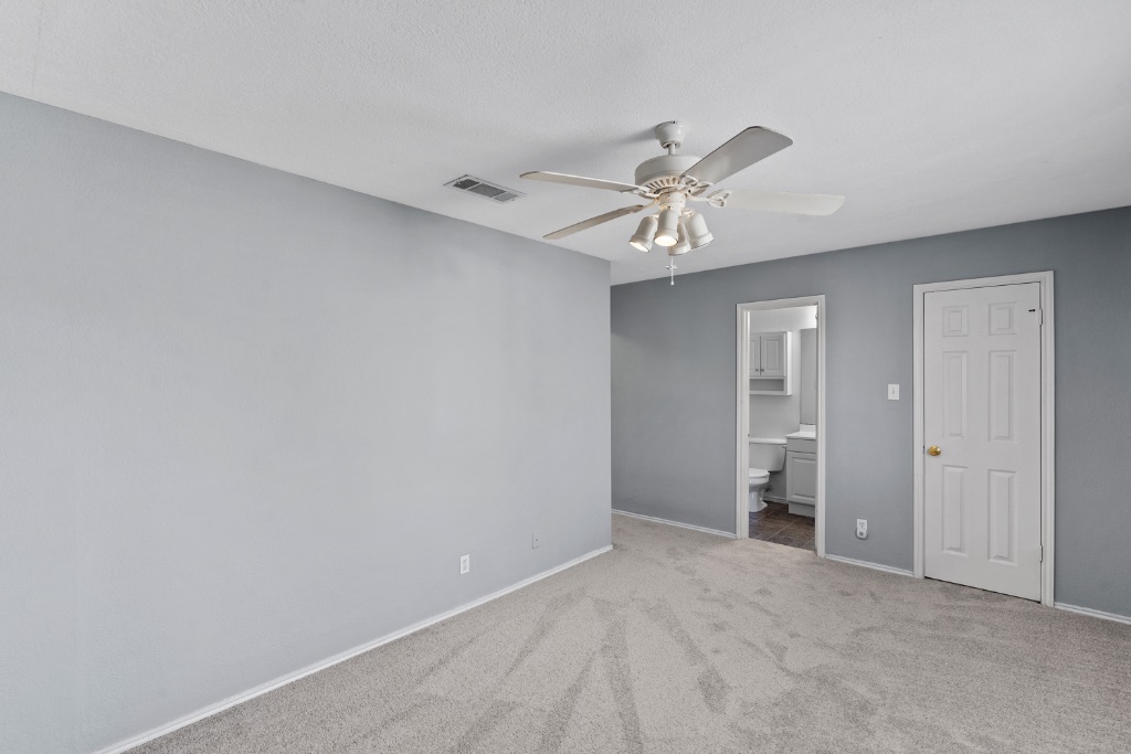 9203 Kempler Drive, Unit B Austin, TX 78748 - Photo 21 of 26 a view of an empty room