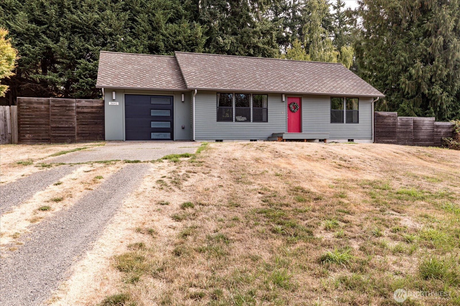 3641 Britzman Loop Clinton, WA 98236 - Photo 4 of 26 Gallery Image 4