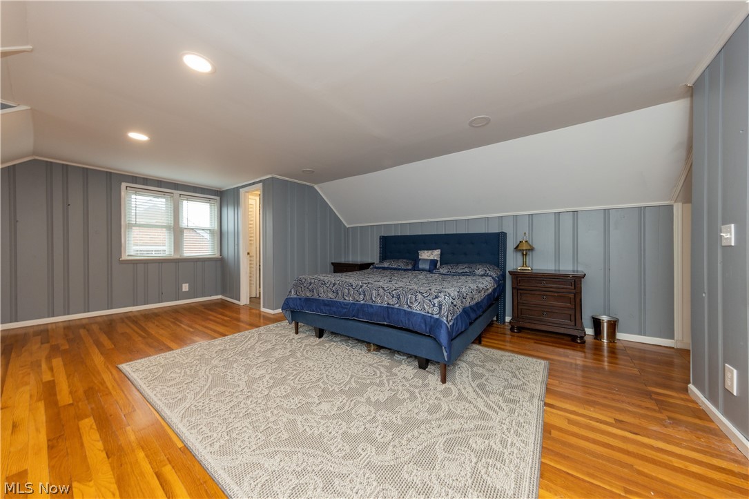 944 Richmond Road Cleveland, OH 44124 - Photo 22 of 32