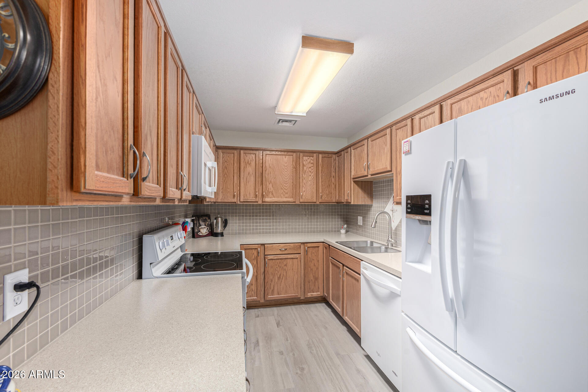 14300 West Bell Road, Unit 166 Surprise, AZ 85374 - Photo 9 of 35 09-Bell